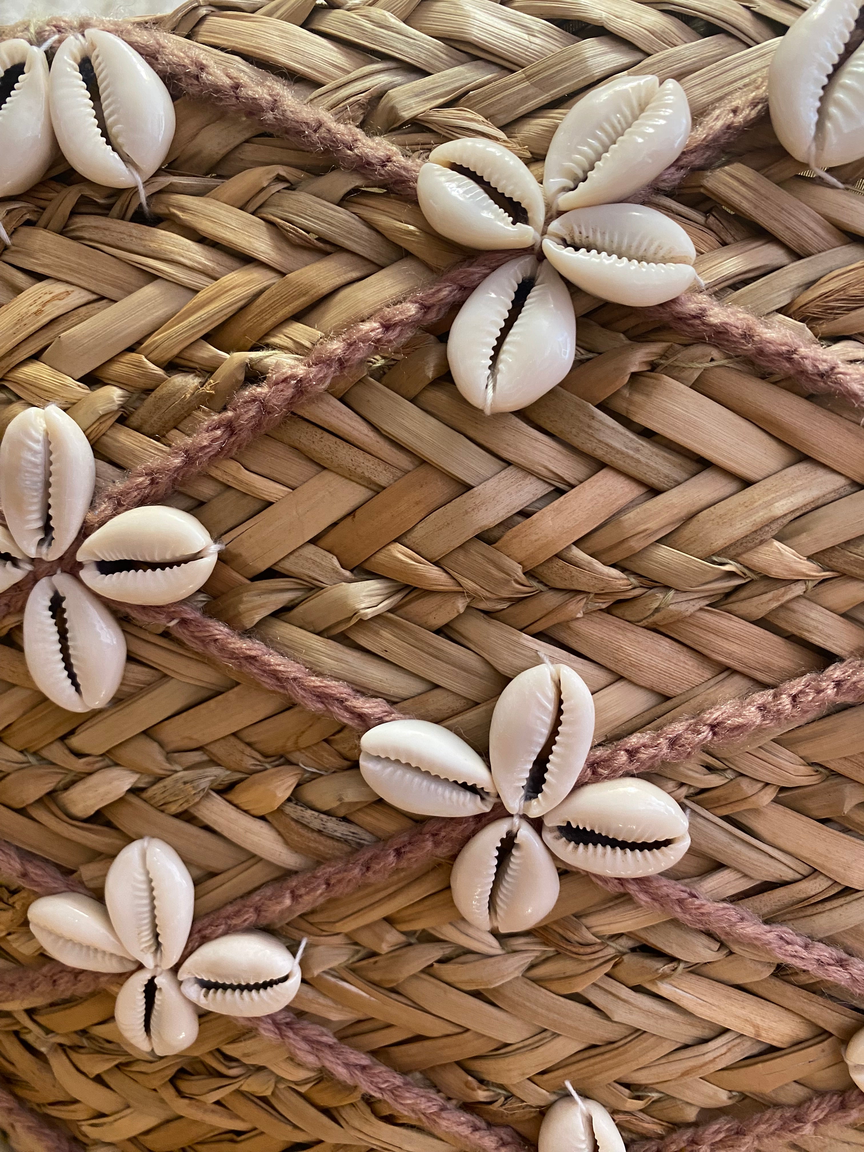 Bolso Artesanal “Mar” de Conchas Blancas  |Girasol Collection